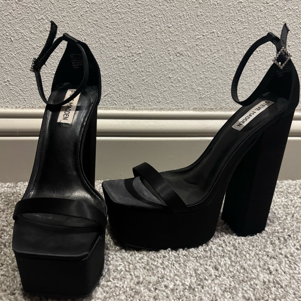 Platform Steve Madden heels